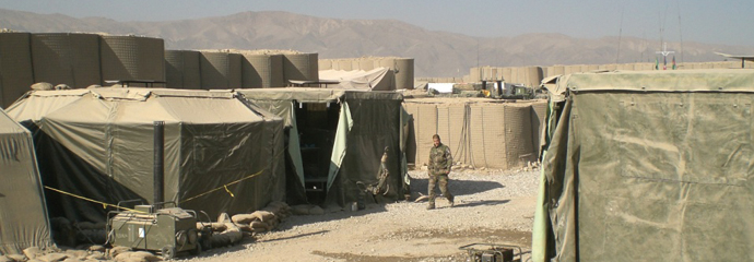Camp SERT en Afghanistan — module de campement terrain